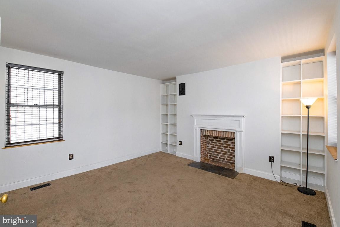 Primary Photo - 503 N Paca St