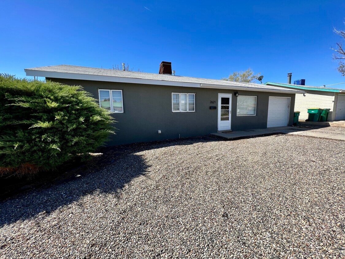 2621 N Mossman Dr, Farmington, NM 87401 House Rental in Farmington