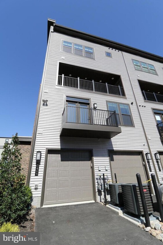 20464 Taft Terrace, Ashburn, VA 20147 Townhouse for Rent in Ashburn
