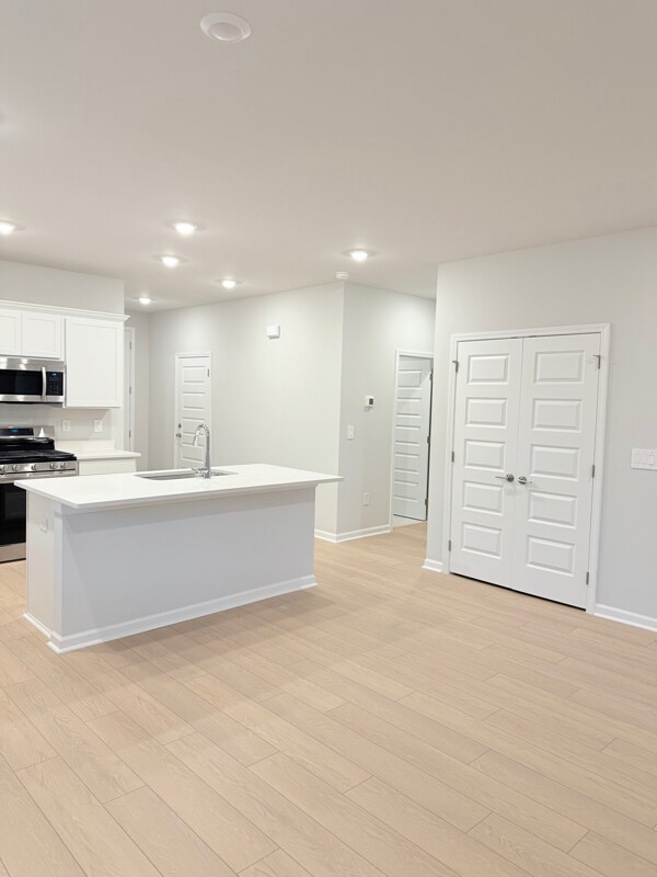 Foto del edificio - 130 Willow Ln