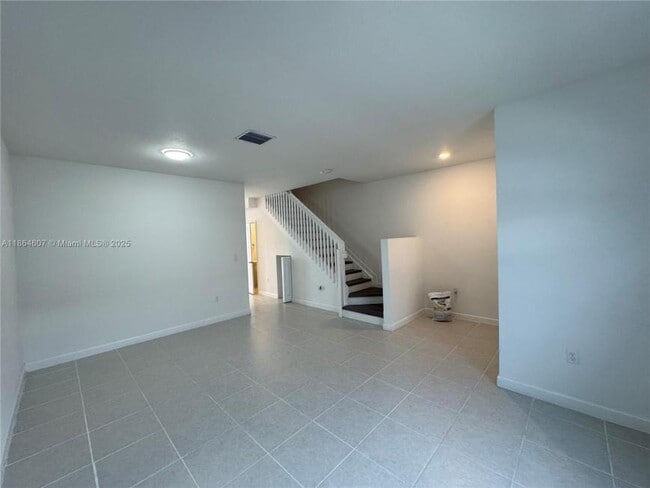 Foto del edificio - 3 bedroom in Miami FL 33167