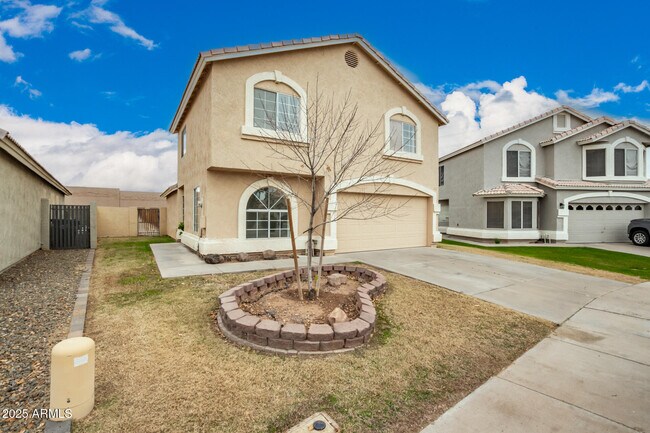 Building Photo - 829 N Bluejay Dr