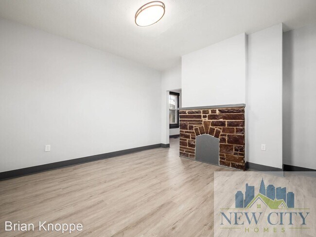Foto del edificio - 2 br, 1 bath House - 1557 Safford Ave