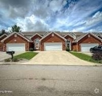 Building Photo - 93 E Saddlebrook Dr