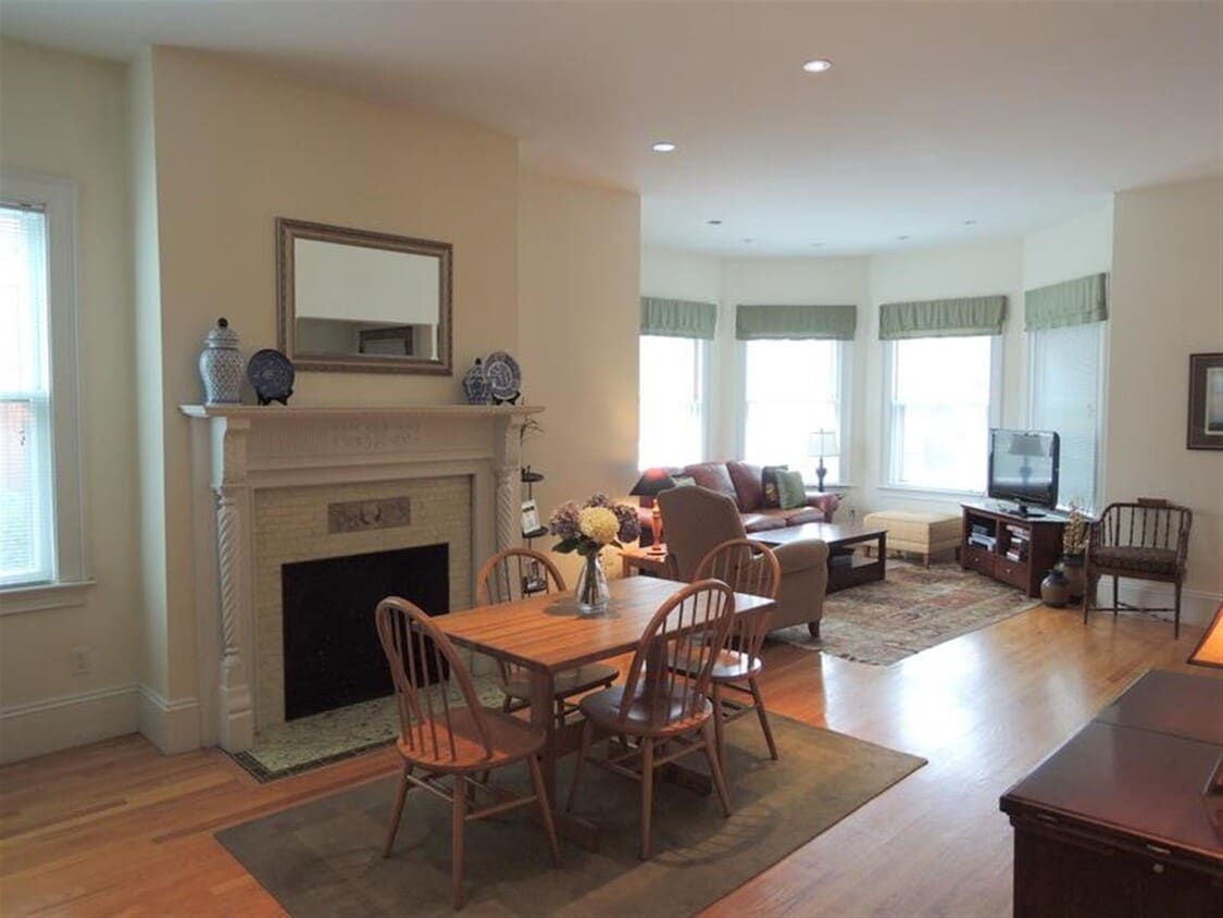 Primary Photo - 20 Highland Ave