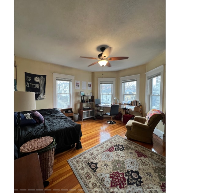 Building Photo - 121 Liberty Rd