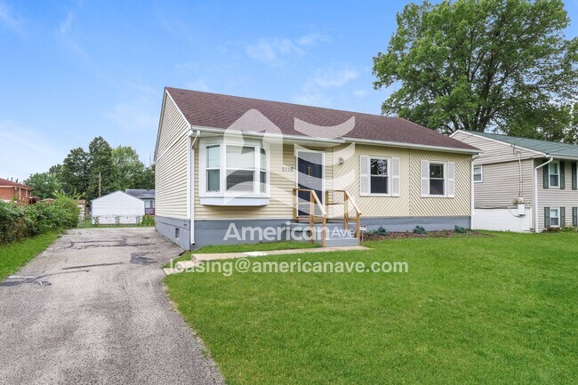 Foto del edificio - 5116 Red Fern Rd