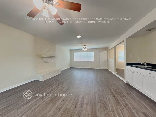 Foto del edificio - 11639 Idlebrook Dr
