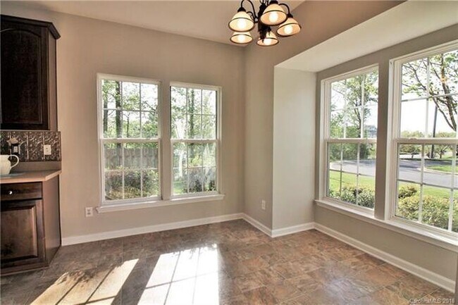 Building Photo - Exclusively Offered by Muse Realty, LLC