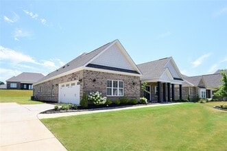Building Photo - 1270 Charleston Dr