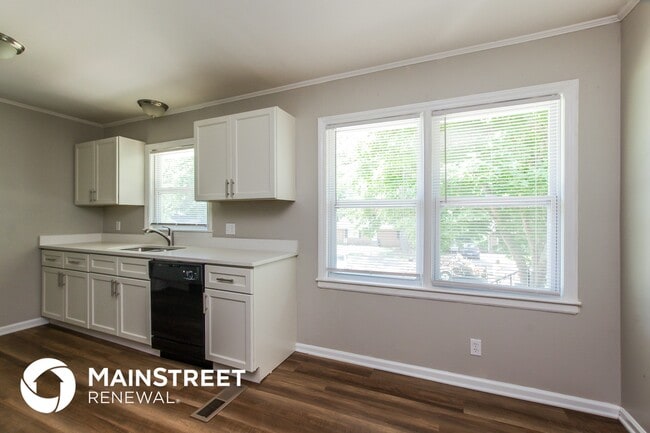 Foto del edificio - 815 Wilbrown Cir