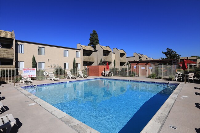 2nd pool at Sturbridge - Sturbridge Village Apartments