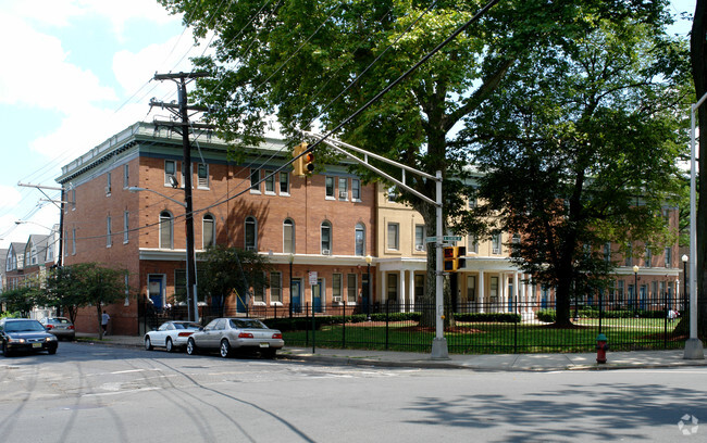 Foto del edificio - Clinton Court