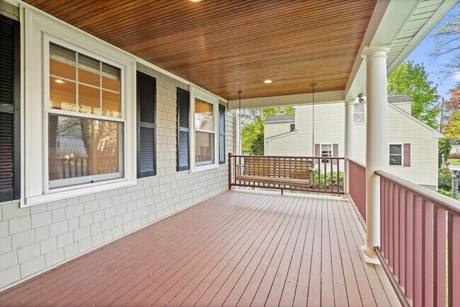Building Photo - 62 Harding Rd