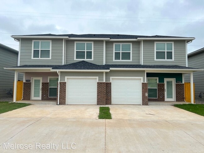 Building Photo - 3 br, 2.5 bath House - 7710 Westhall Place