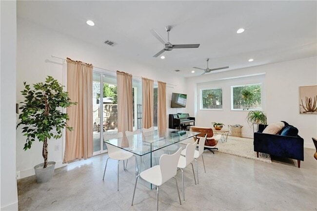 Foto del edificio - 5506 Evans Ave