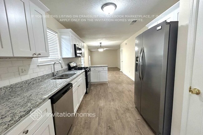 Foto del edificio - 2204 Eagles Nest Cir