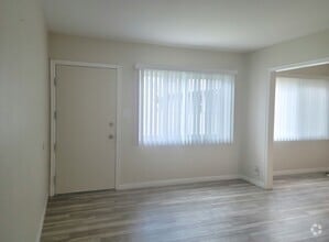 Building Photo - 619 S Grevillea Ave