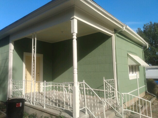 Foto del edificio - 320 S 13th Ave