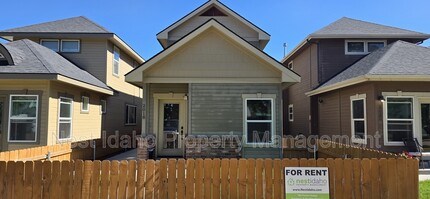 Building Photo - 2018 S Arcadia St
