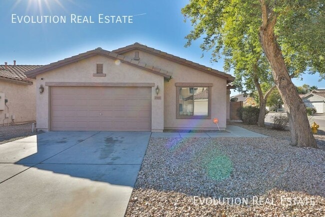 Building Photo - 1561 Maddison Cir