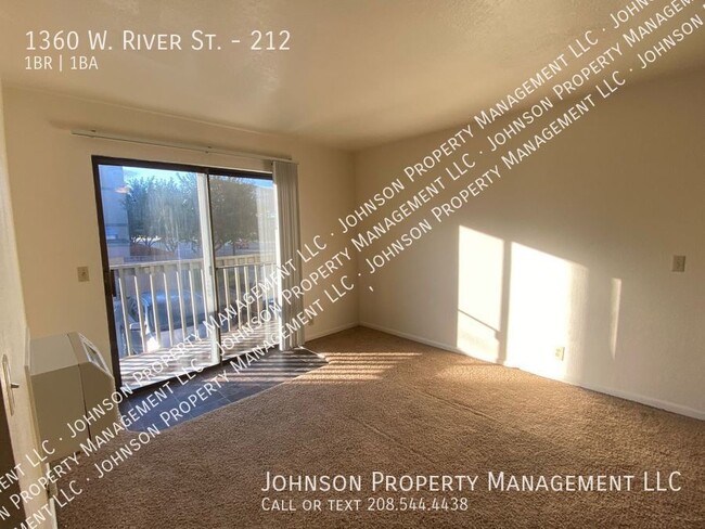 Building Photo - River Terrace Apartments: Affordable Downt...