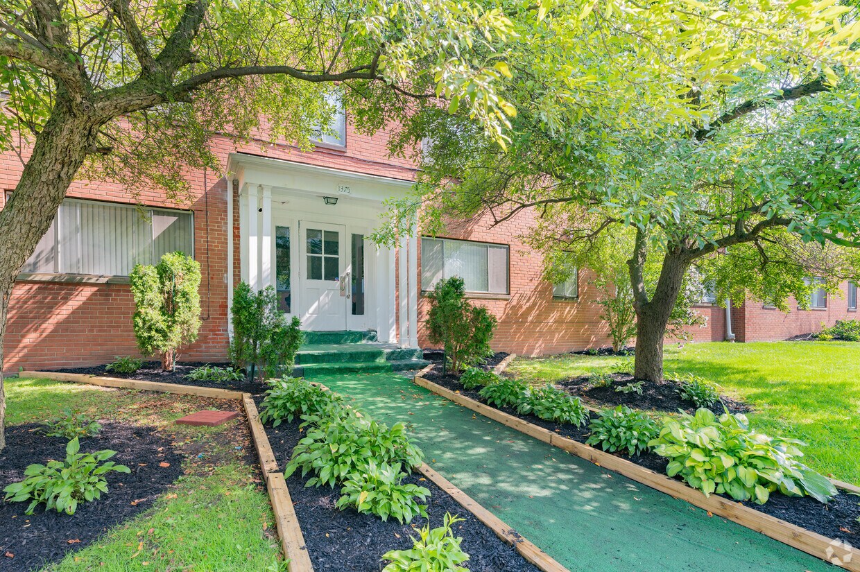 Heights Garden Apartments Apartments in Cleveland Heights, OH