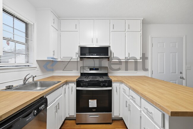 Foto del edificio - 5893 N Castlegate Dr