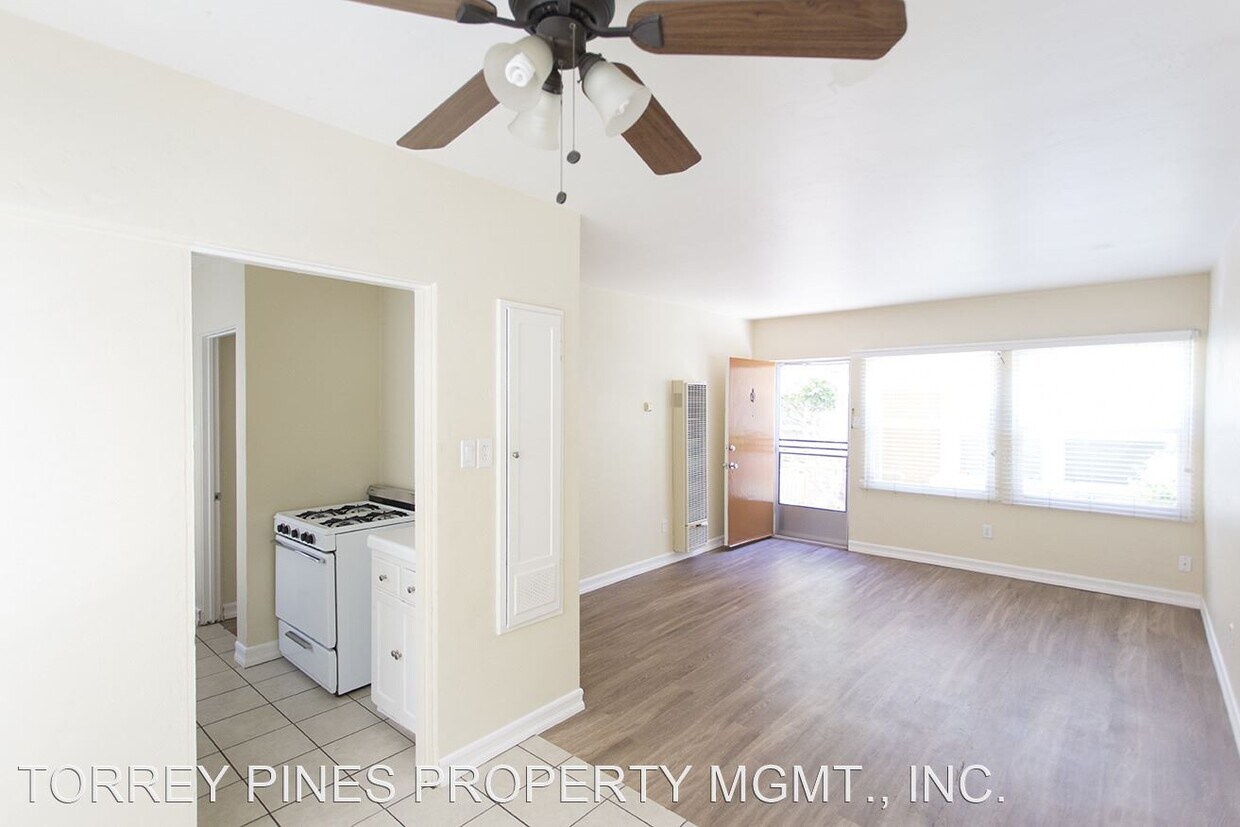 Primary Photo - 3034 Cañon St