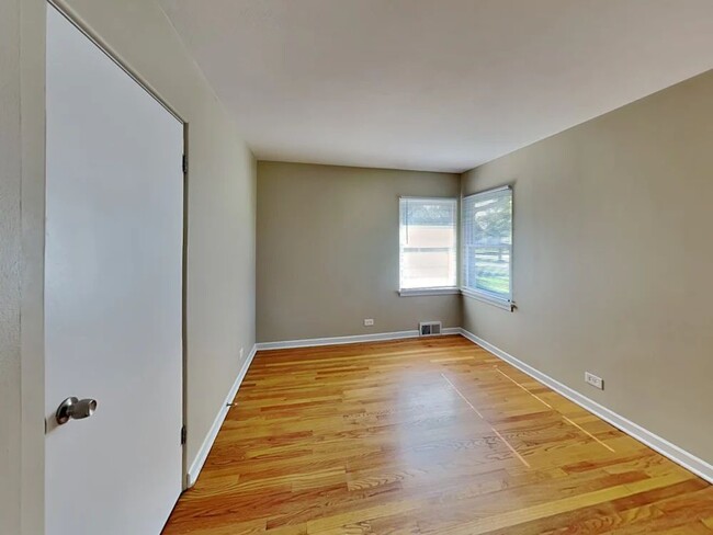 Foto del edificio - 19 E Adams St