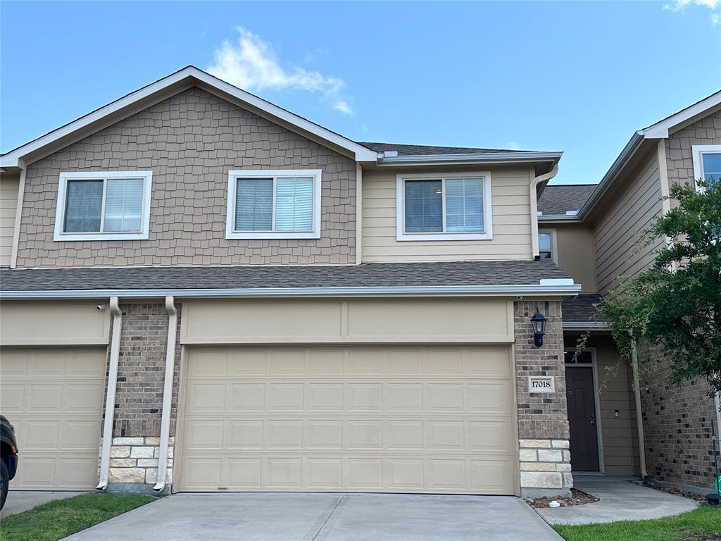 Primary Photo - 17018 Wilthorne Gardens Ct