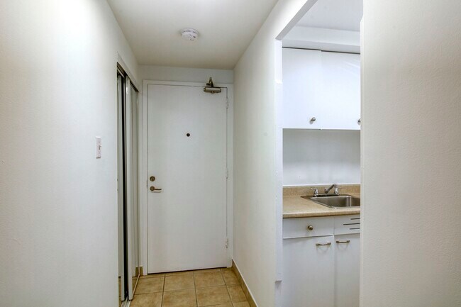 Photo du bâtiment - 3455 Rue Aylmer