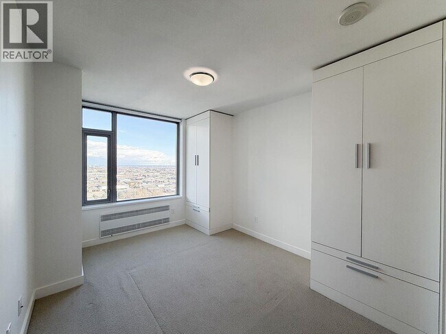 Photo du bâtiment - 8131 Nunavut Ln