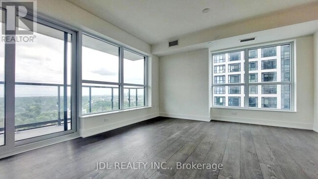 Building Photo - 5 Mabelle Ave