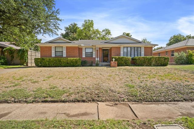 Building Photo - 2359 St Francis Ave