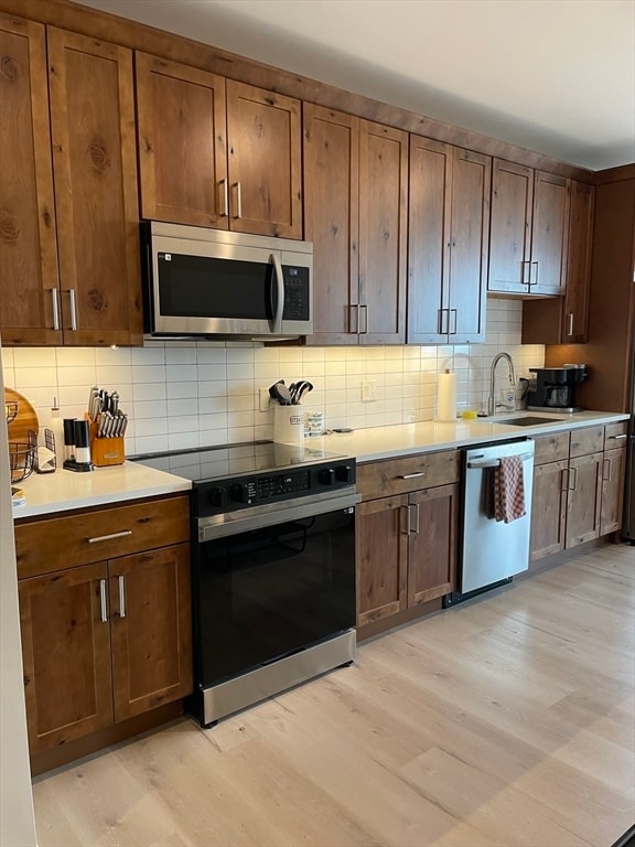 Foto del edificio - 400 W Broadway