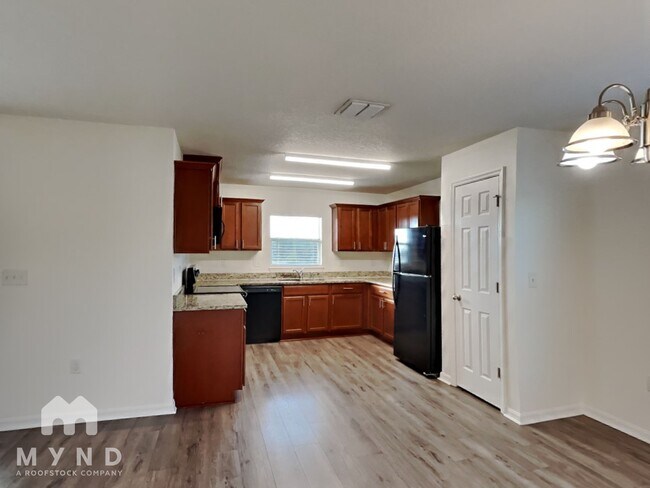 Foto del edificio - 6600 Wirevine Dr