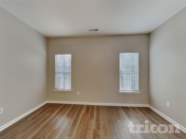 Building Photo - 633 Prickly Pear Dr