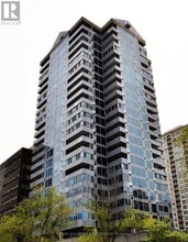 Building Photo - 160 George St