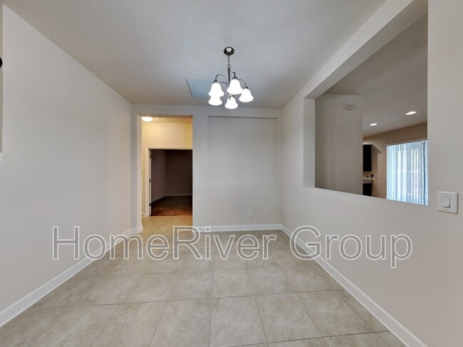 Foto del edificio - 10459 Flagstaff Falls Ave