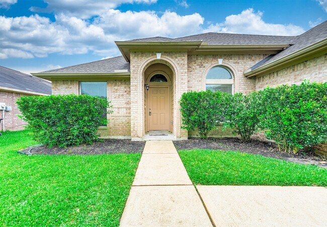 Foto del edificio - 927 Hannah Falls Ln