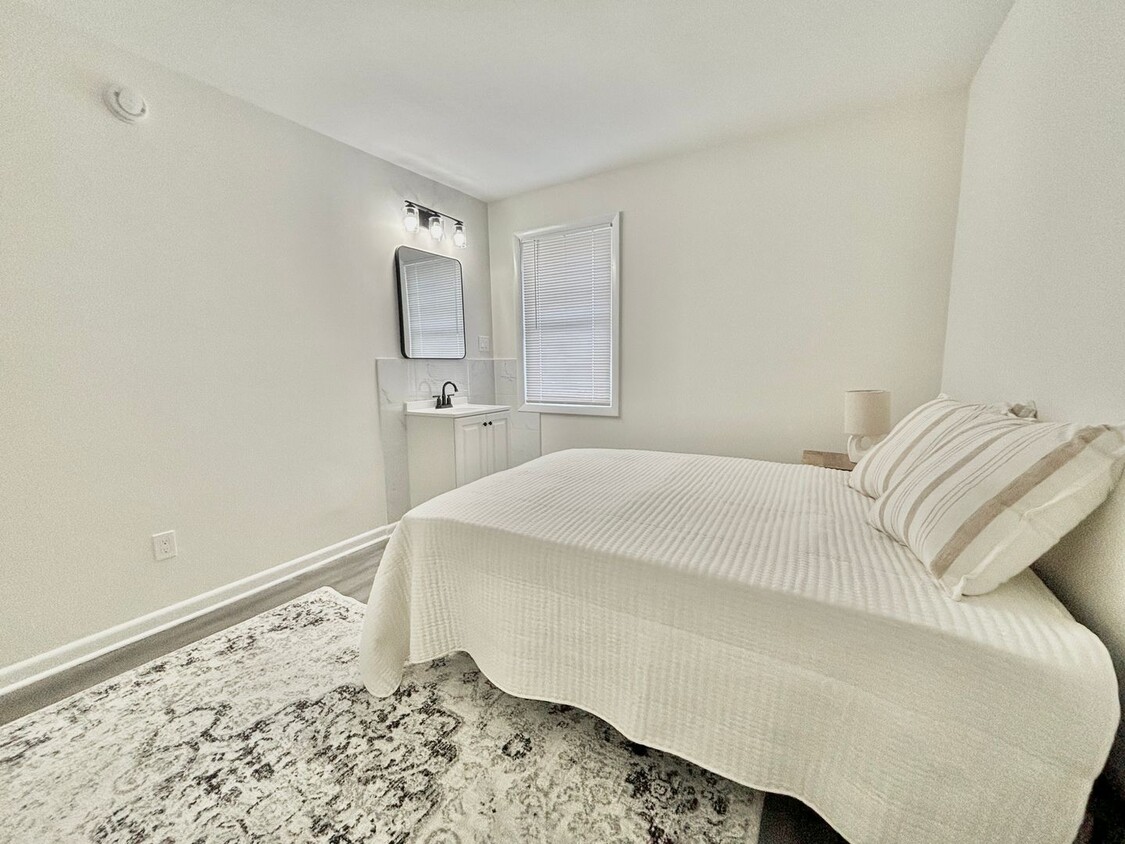 Foto del edificio - Room for rent