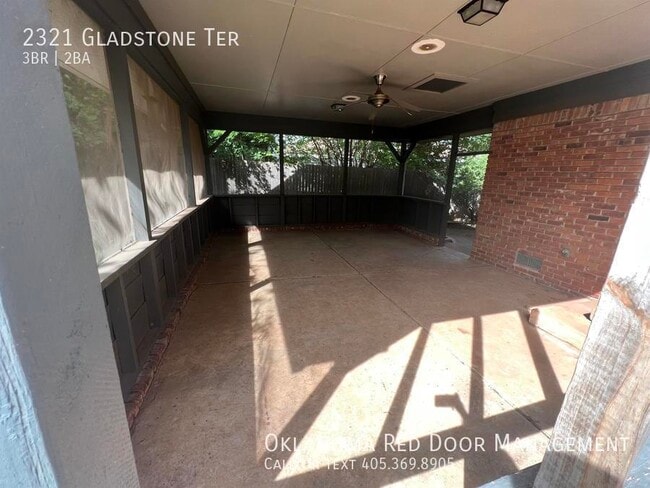 Building Photo - 2321 Gladstone Terrace