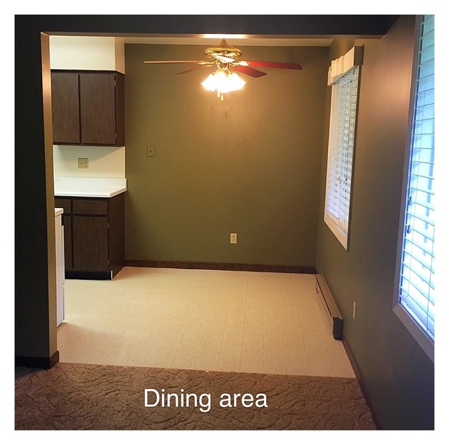 Living room to dining area - 600 Washington St