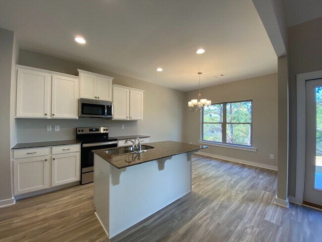 Foto del edificio - Home for Rent in Brookwood, AL! COMING SOO...