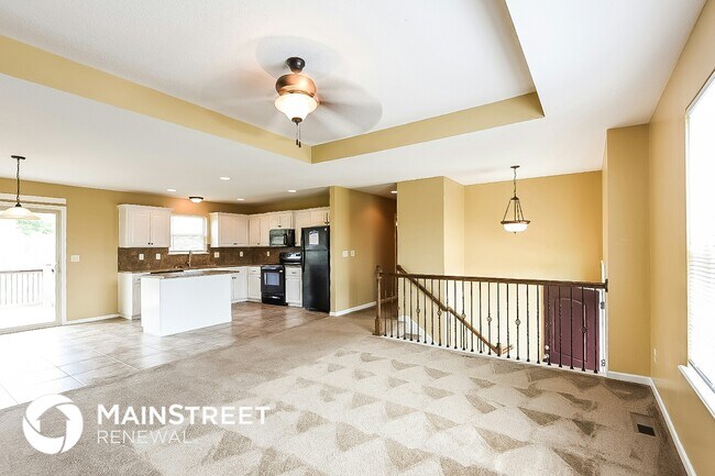 Building Photo - 305 Golfview Dr