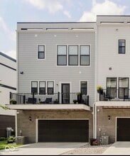 Building Photo - 9734 Junction