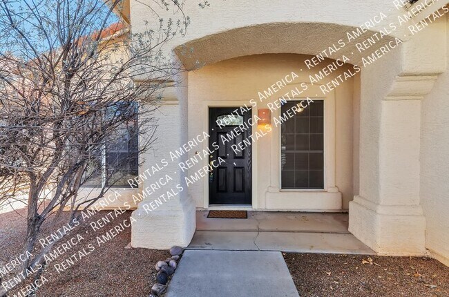 Building Photo - Great neighborhood, near Sabino Canyon!