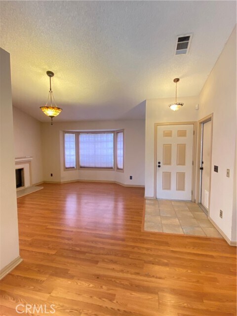 Building Photo - 25320 Orbit Ct