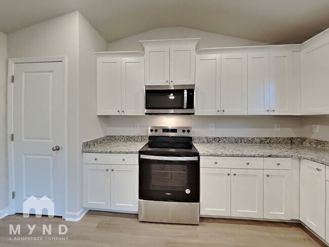 Building Photo - 386 Ivy Bank Dr
